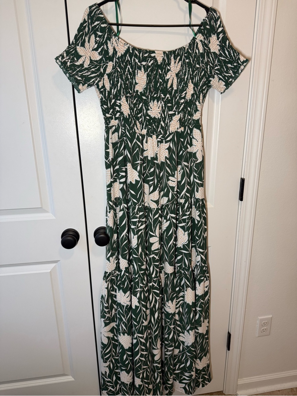 Baltic Born | Becca Smocked Maxi Dress | Off-Shoulder Green Floral | Size XL - Picture 7 of 9
